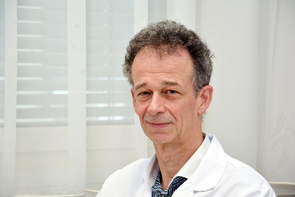 Prim. Univ.-Prof. Dr. Hans Geinitz, Leiter der Abteilung Radioonkologie am Ordensklinikum Linz