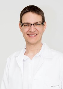 Prim. Dr. Florian Roitner (Abteilungsleiter der Inneren Medizin 2 am Krankenhaus Braunau)